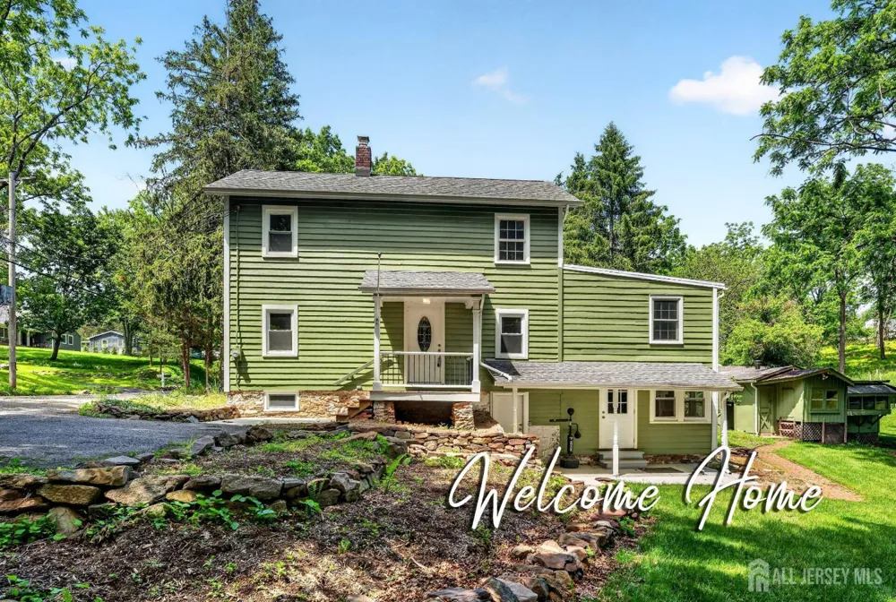 28 Old Clinton Road Raritan, NJ 08822