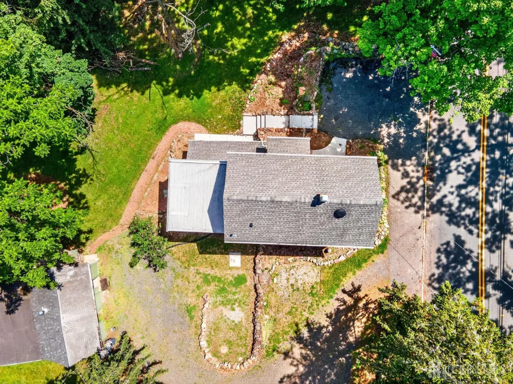 28 Old Clinton Road Raritan, NJ 08822