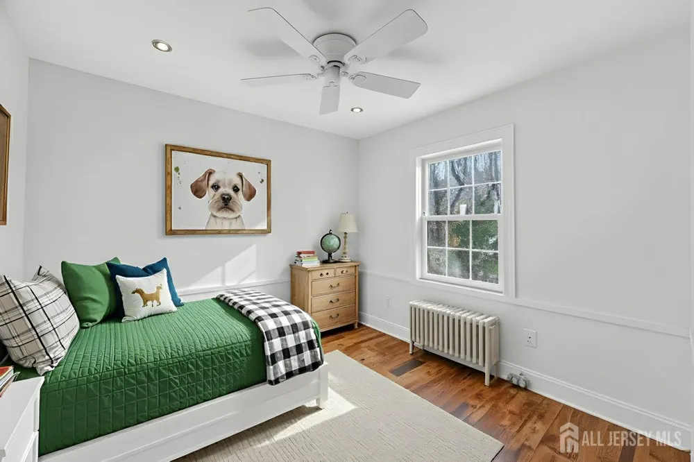 28 Old Clinton Road Raritan, NJ 08822