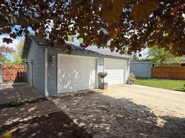 802 Ramsey Avenue Litchfield, MN 55355