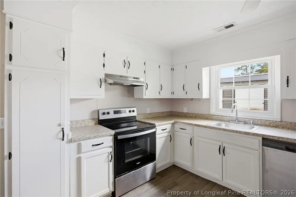 103 Woodrow Street Tabor City, NC 28463
