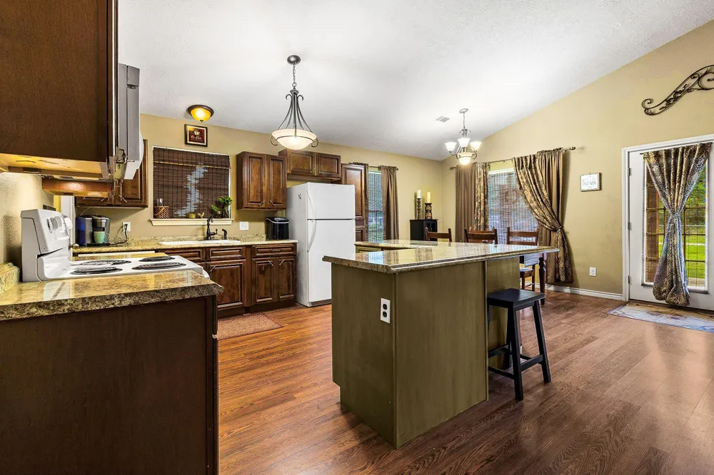 819 Hidden Oaks Drive Point Blank, TX 77364