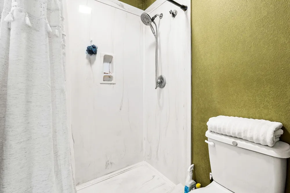 819 Hidden Oaks Drive Point Blank, TX 77364