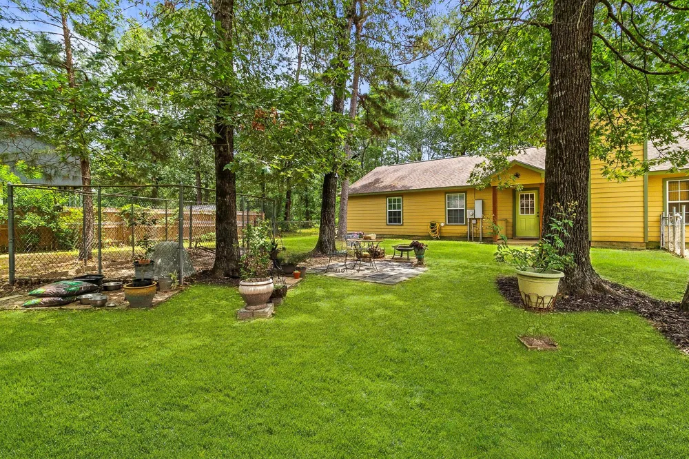 819 Hidden Oaks Drive Point Blank, TX 77364