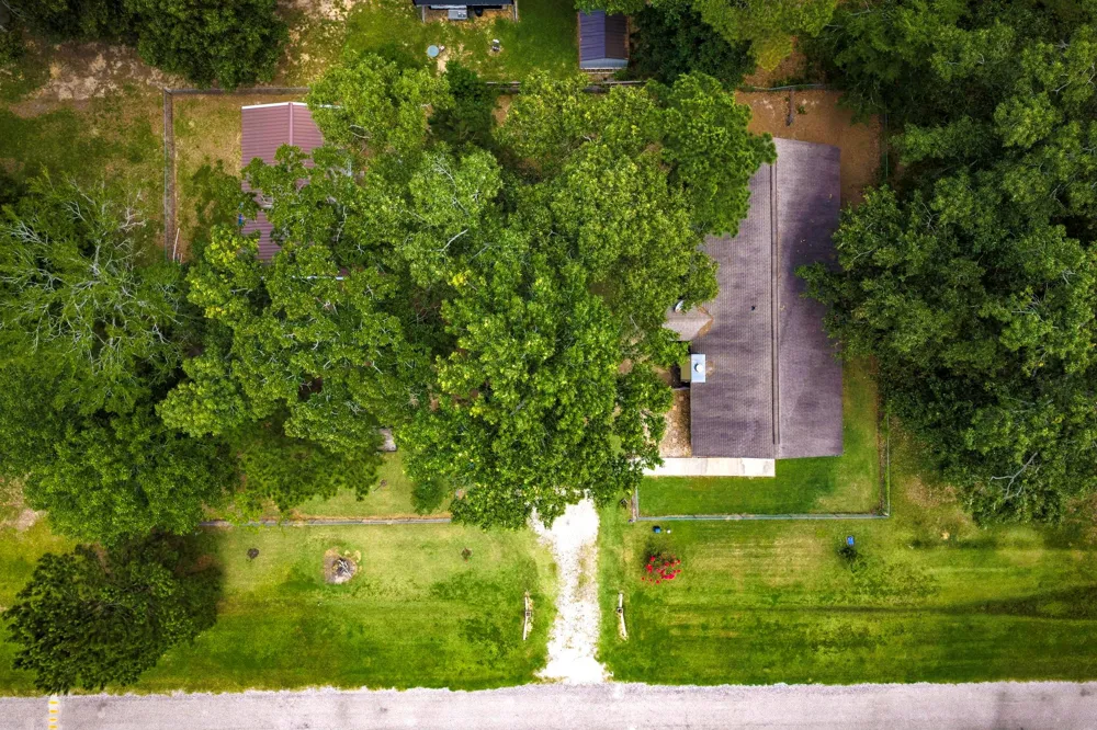 819 Hidden Oaks Drive Point Blank, TX 77364