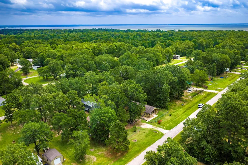 819 Hidden Oaks Drive Point Blank, TX 77364