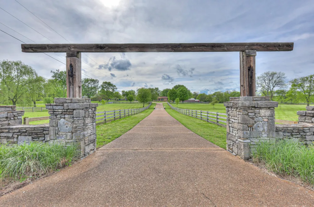 117 Brights Ln Gallatin, TN 37066