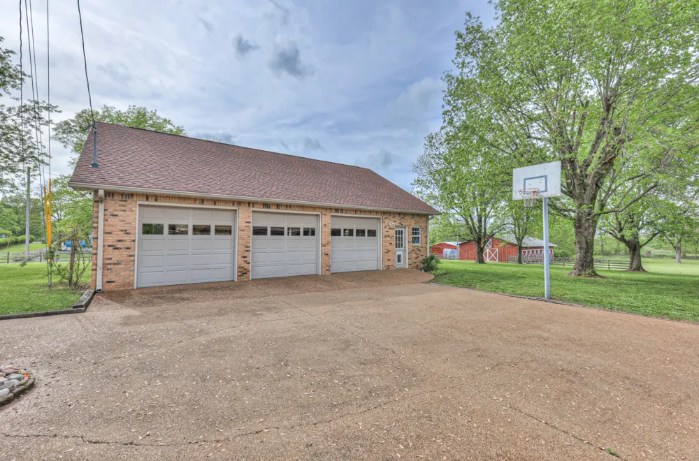 117 Brights Ln Gallatin, TN 37066