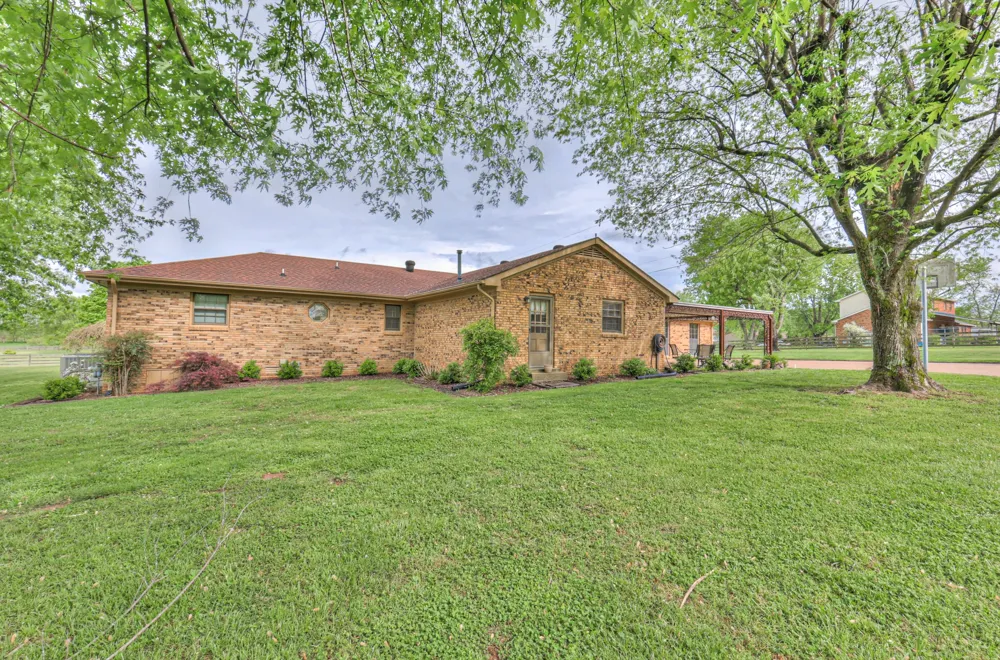 117 Brights Ln Gallatin, TN 37066