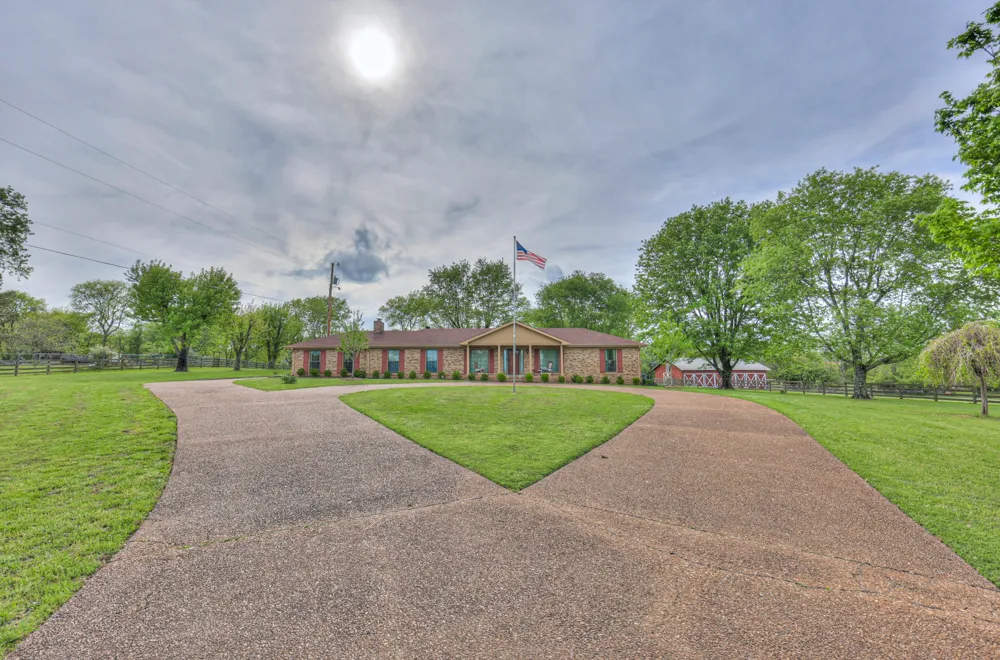 117 Brights Ln Gallatin, TN 37066