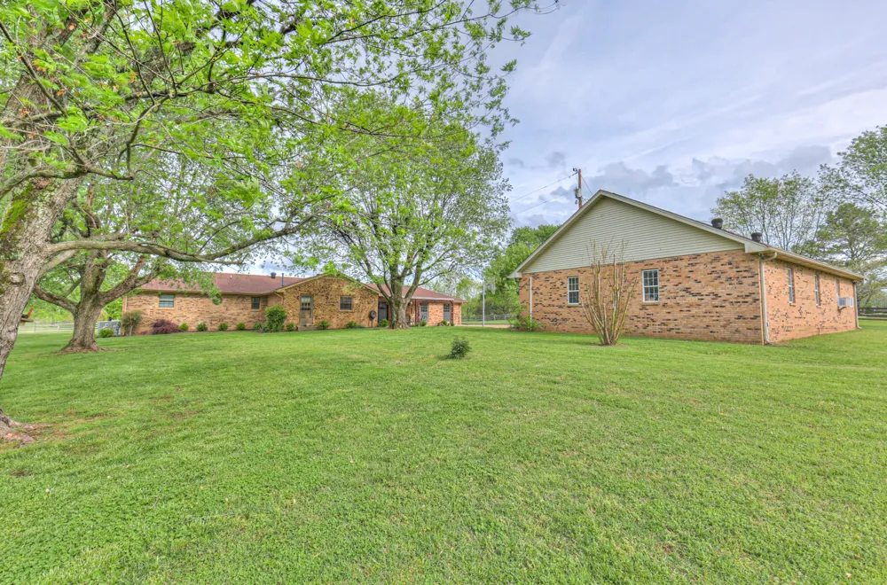 117 Brights Ln Gallatin, TN 37066