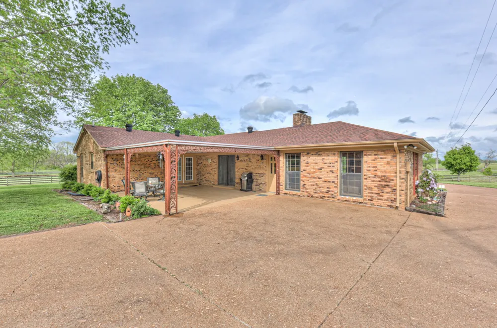 117 Brights Ln Gallatin, TN 37066