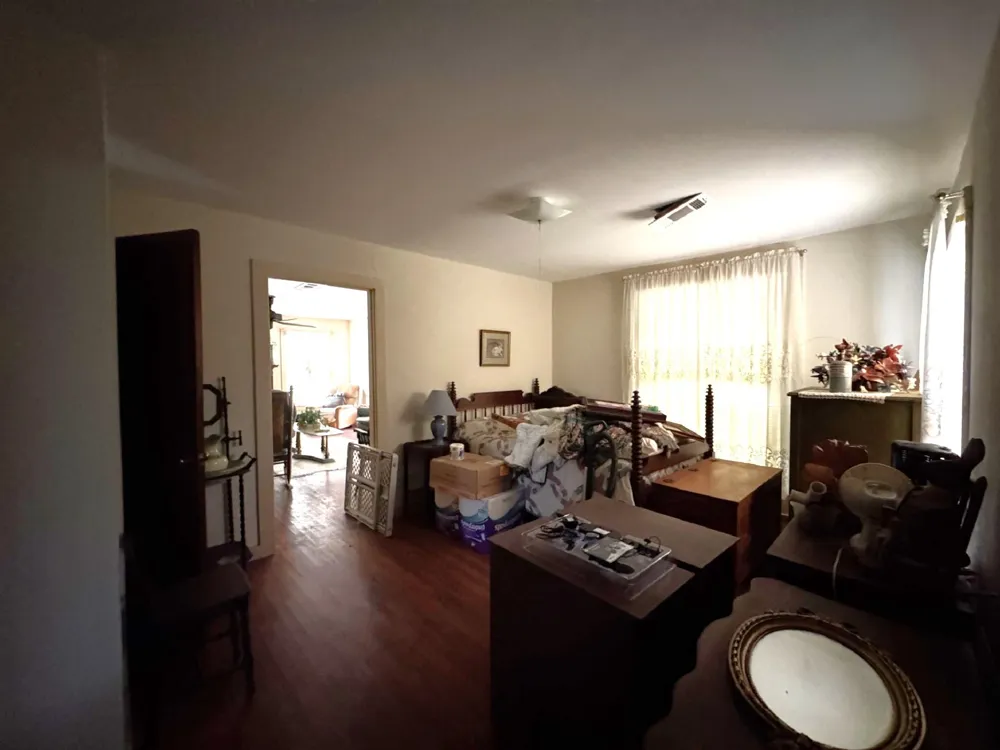 704 E Elder Street Colmesneil, TX 75938