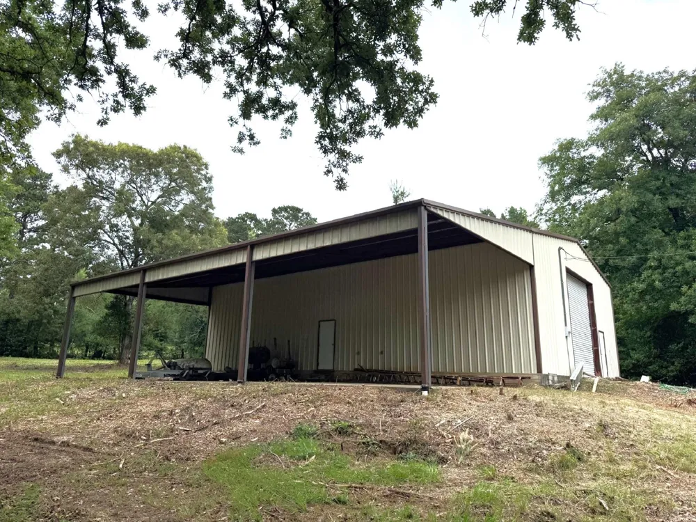 704 E Elder Street Colmesneil, TX 75938