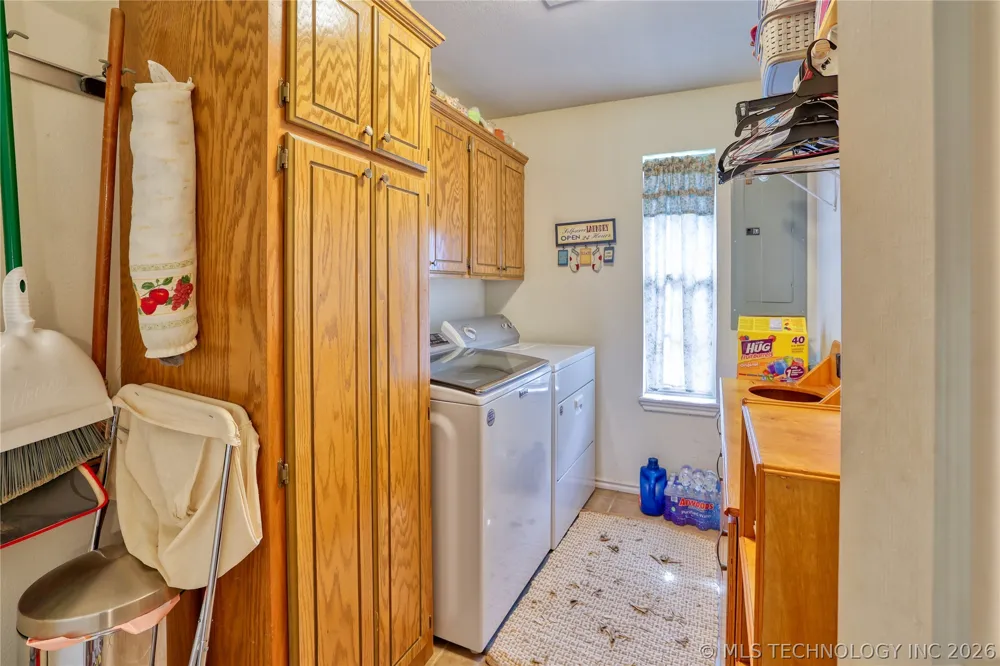 37584 County Road 1760 Coalgate, OK 74538