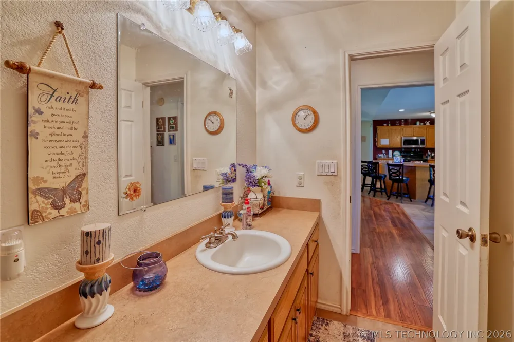 37584 County Road 1760 Coalgate, OK 74538