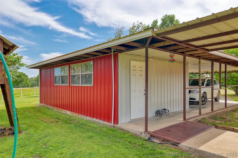 37584 County Road 1760 Coalgate, OK 74538