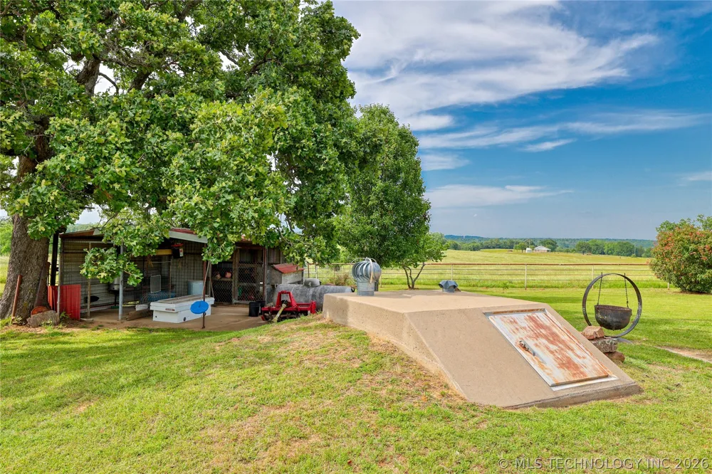 37584 County Road 1760 Coalgate, OK 74538
