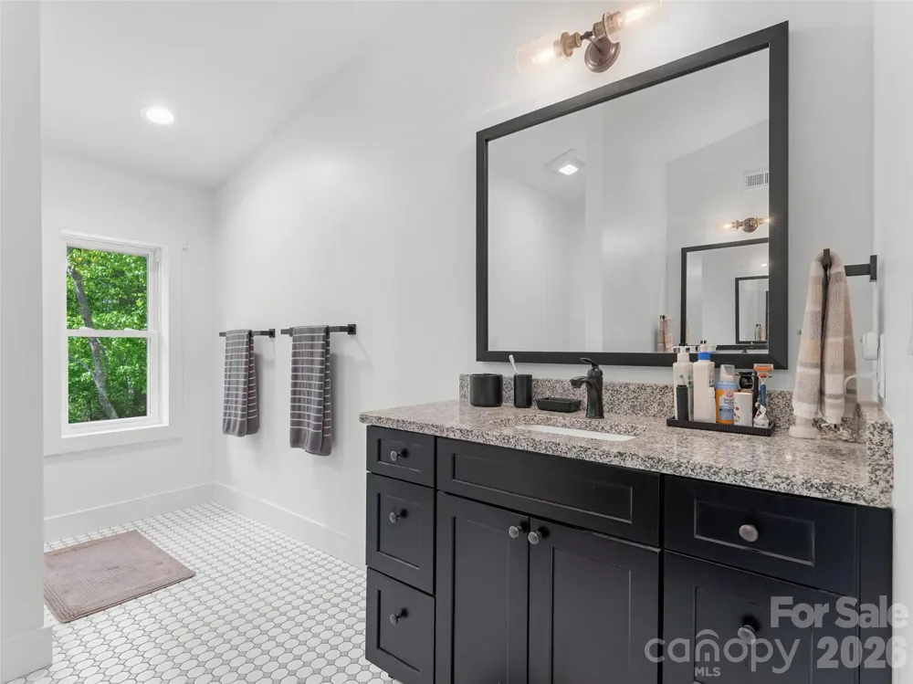 852 Marshall Ridge Road Edneyville, NC 28792