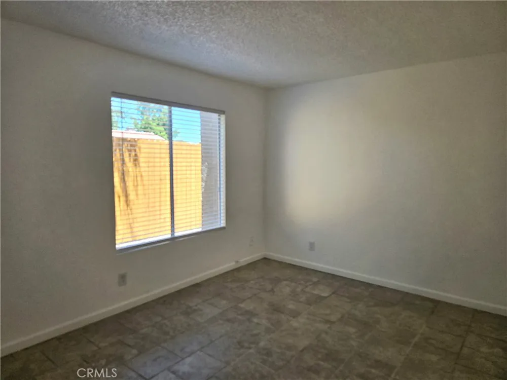 853 Douglas Court Hemet, CA 92543