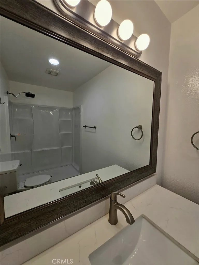 853 Douglas Court Hemet, CA 92543