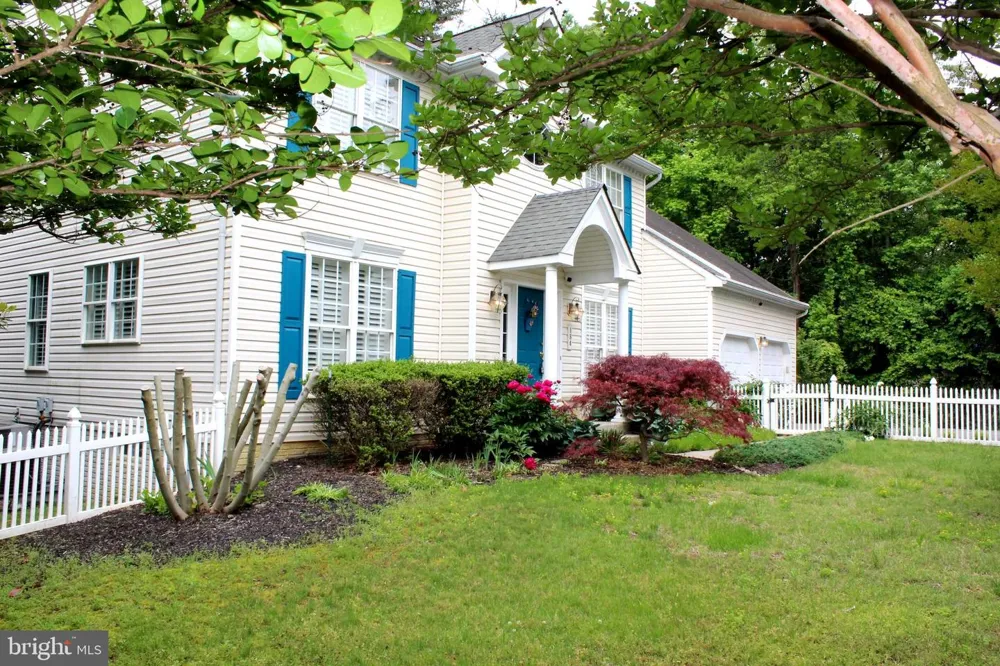 184 HICKORY POINT ROAD Pasadena, MD 21122