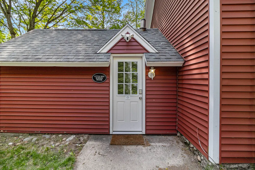 7777 E Washington Road Branch, MI 49402