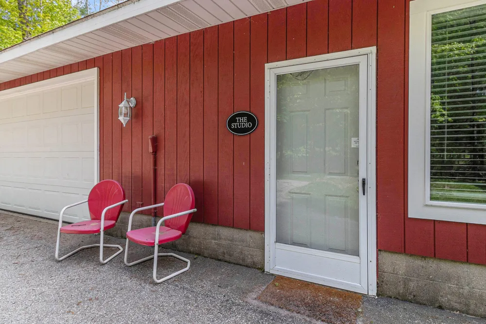 7777 E Washington Road Branch, MI 49402