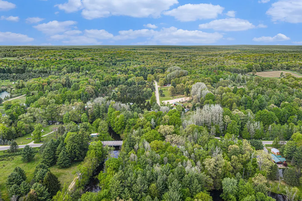 7777 E Washington Road Branch, MI 49402