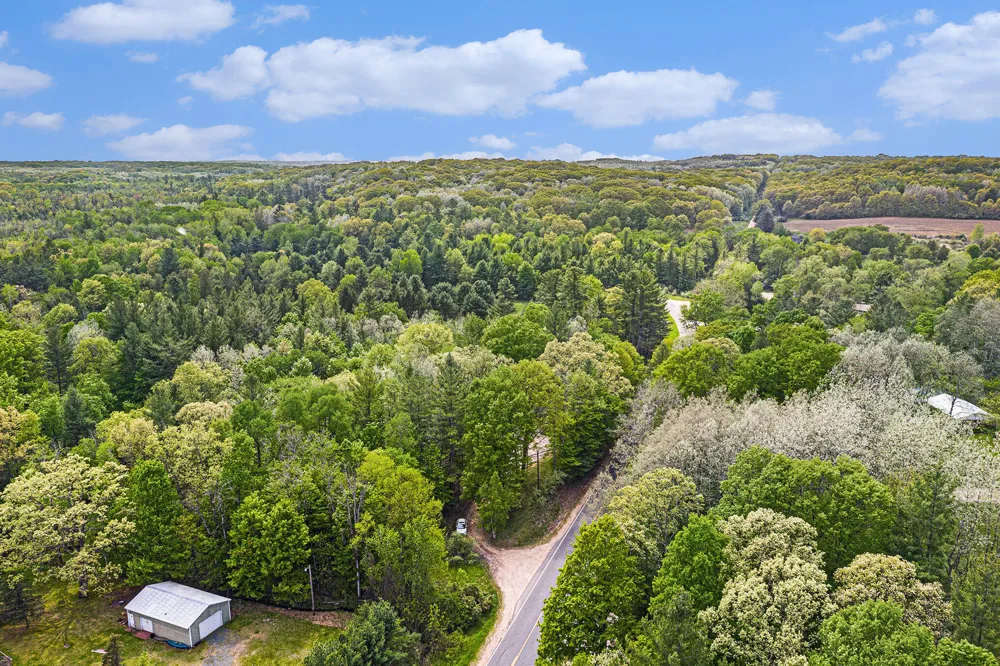 7777 E Washington Road Branch, MI 49402