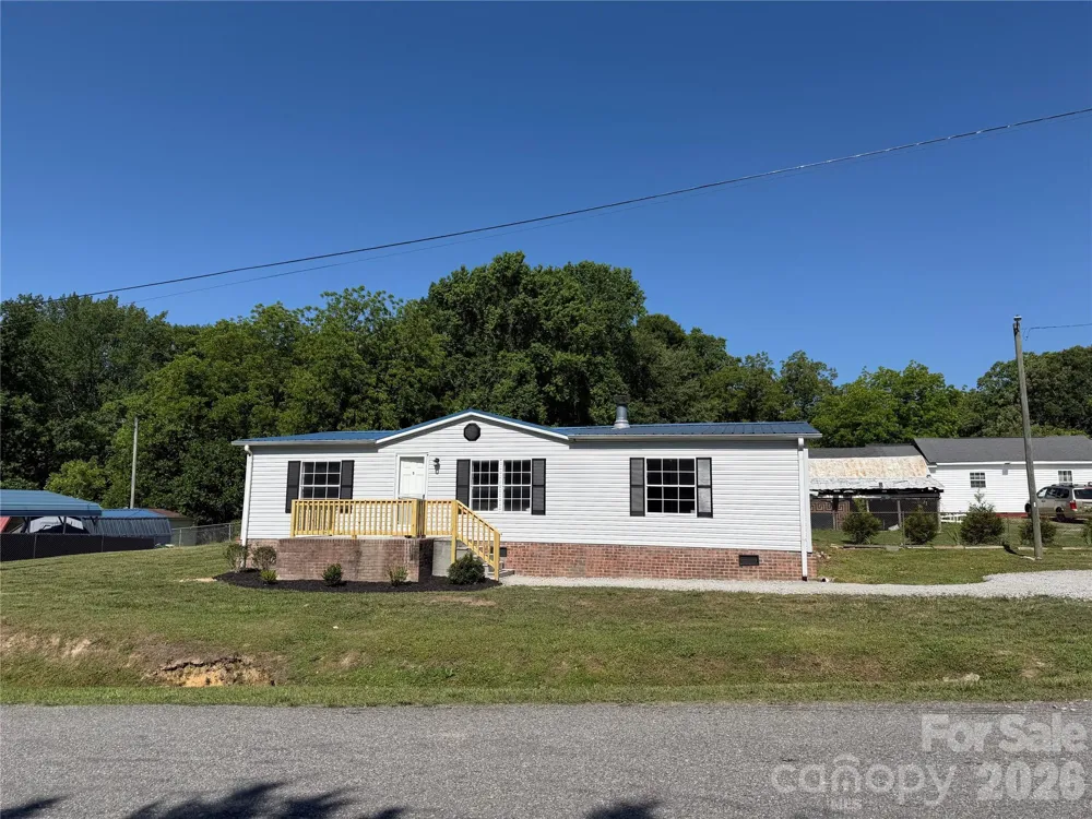 222 E Maine Avenue Bessemer City, NC 28016