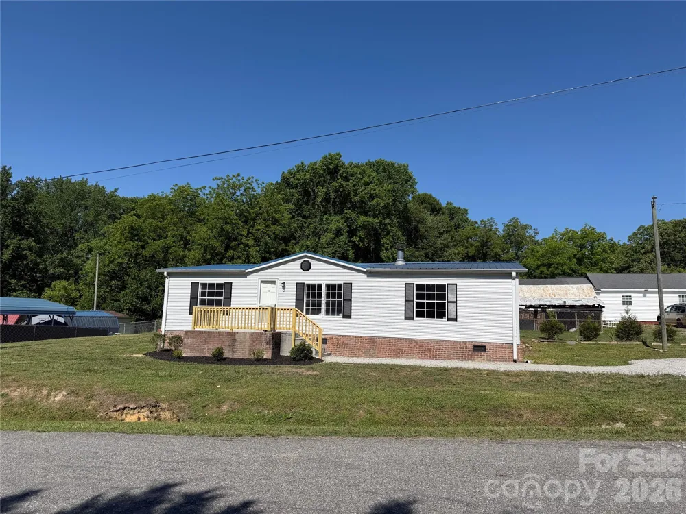 222 E Maine Avenue Bessemer City, NC 28016