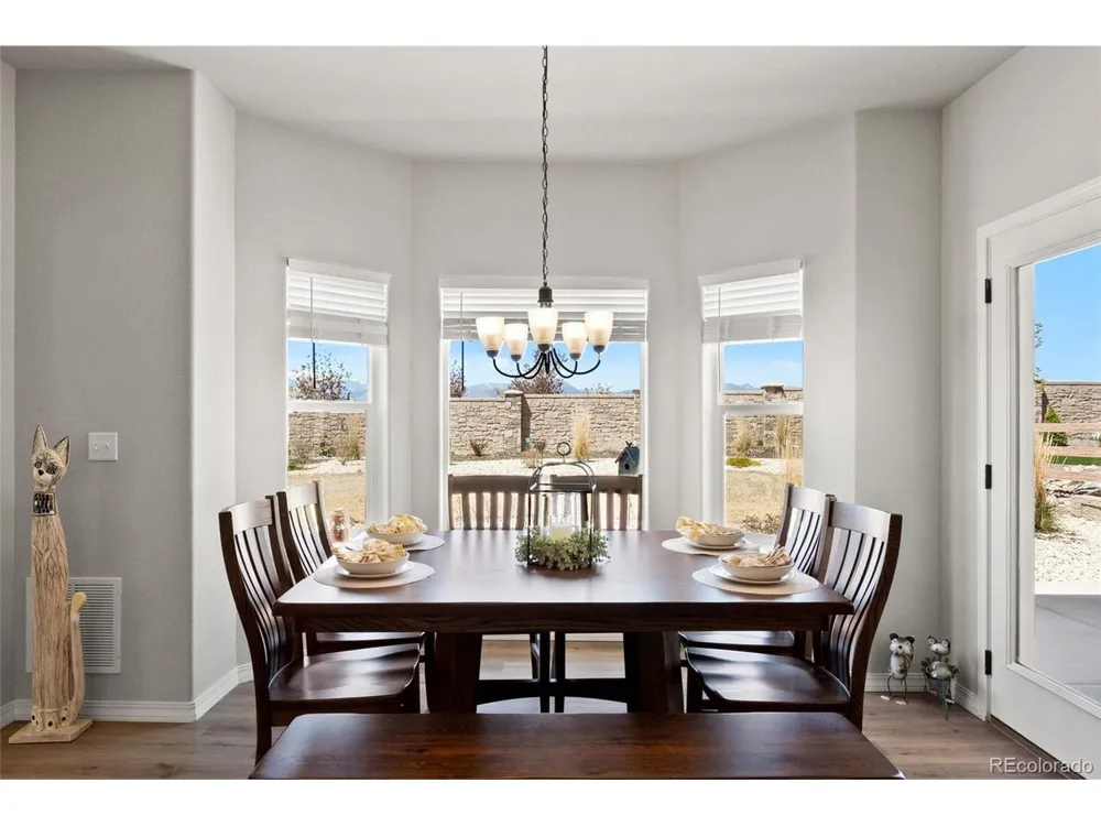 8412 Noreen Falls Drive Colorado Springs, CO 80924