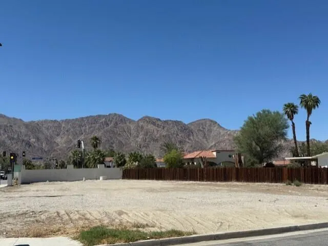 2 Calle Obispo La Quinta, CA 92253