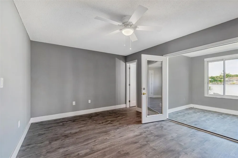 5955 30TH AVENUE S #105 Gulfport, FL 33707