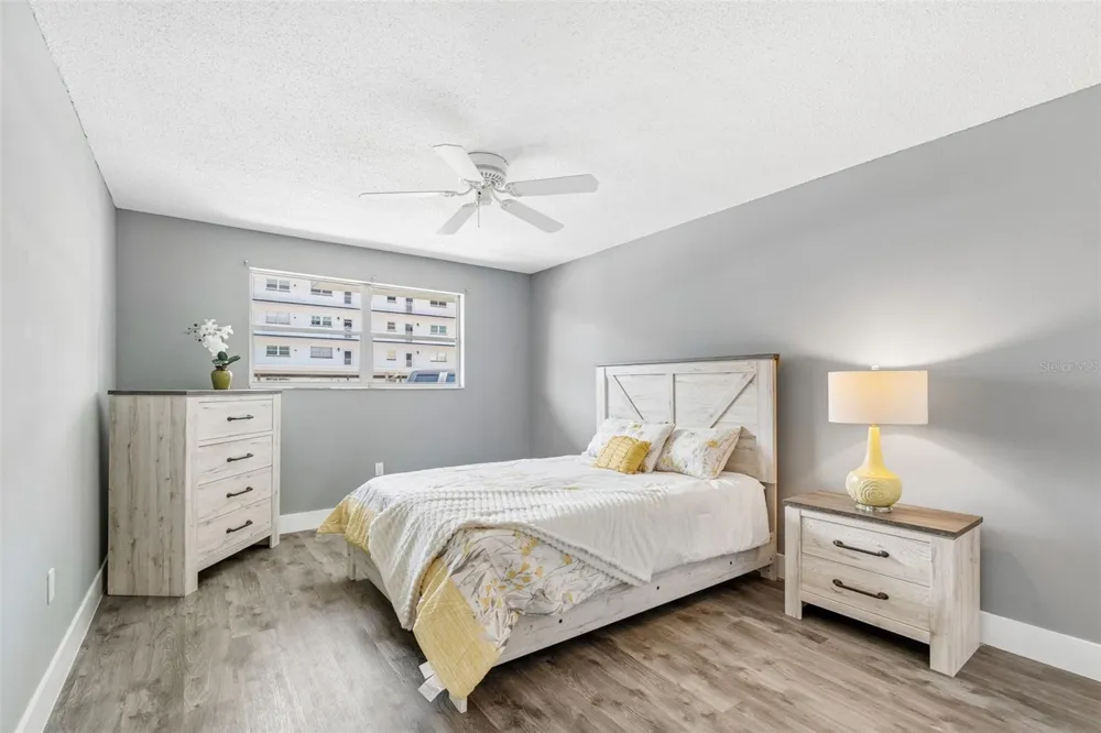 5955 30TH AVENUE S #105 Gulfport, FL 33707