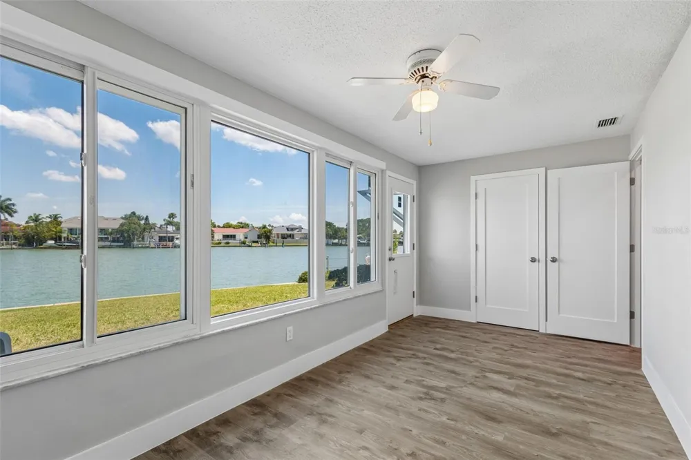 5955 30TH AVENUE S #105 Gulfport, FL 33707
