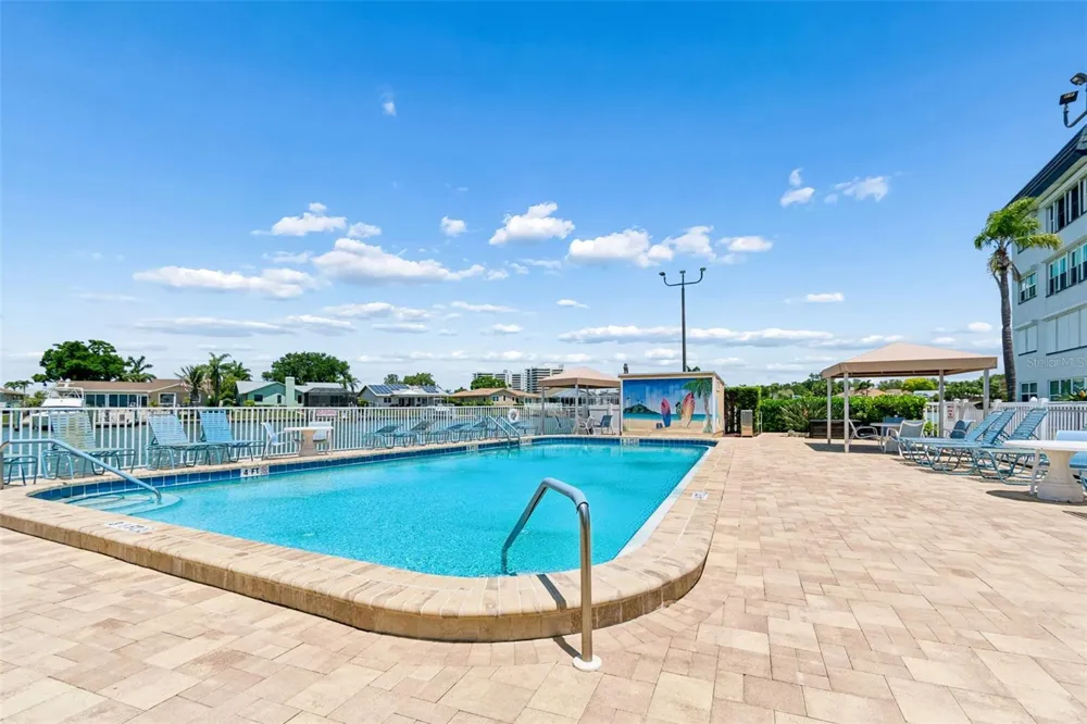 5955 30TH AVENUE S #105 Gulfport, FL 33707