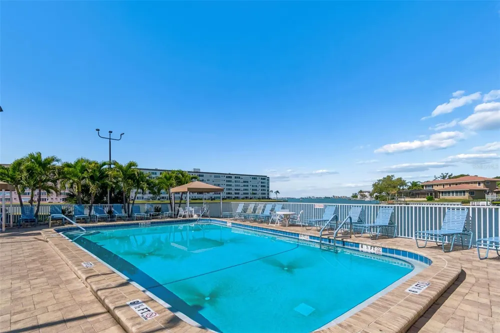 5955 30TH AVENUE S #105 Gulfport, FL 33707
