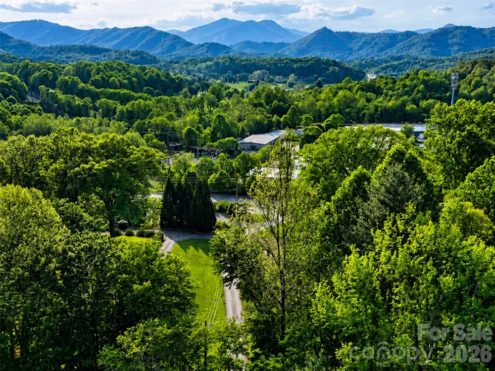 00 Junaluska Oaks Drive Waynesville, NC 28786