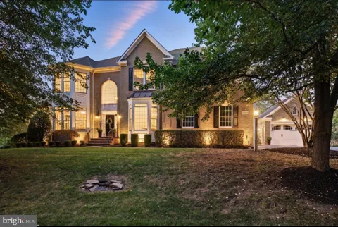 40488 WINDCROFT LANE