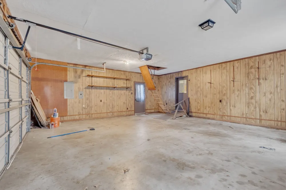 31 Colonial Cv Jackson, TN 38305