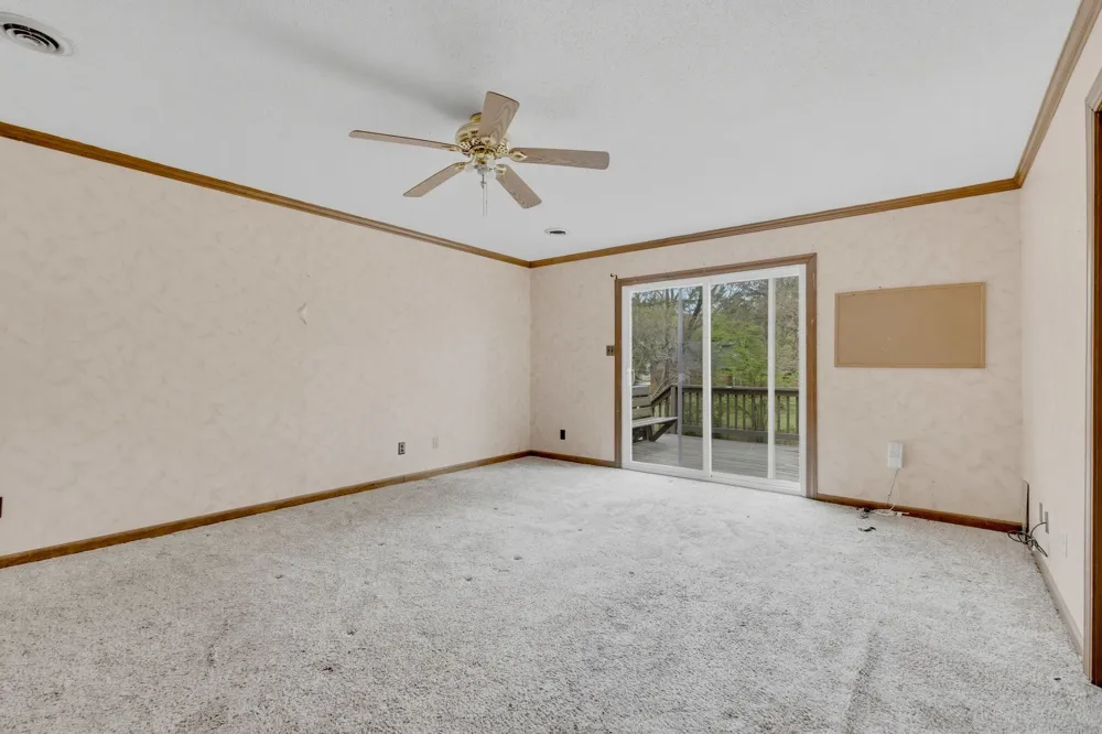 31 Colonial Cv Jackson, TN 38305