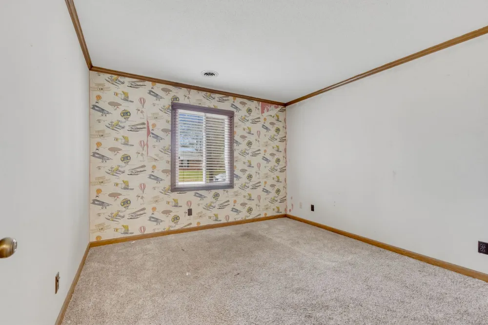 31 Colonial Cv Jackson, TN 38305