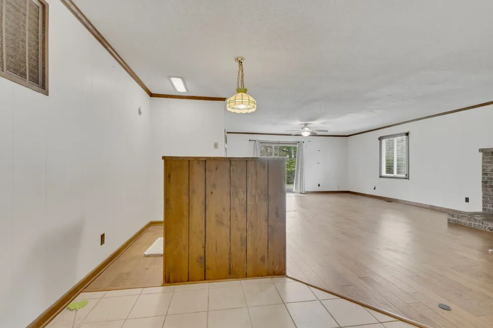31 Colonial Cv Jackson, TN 38305