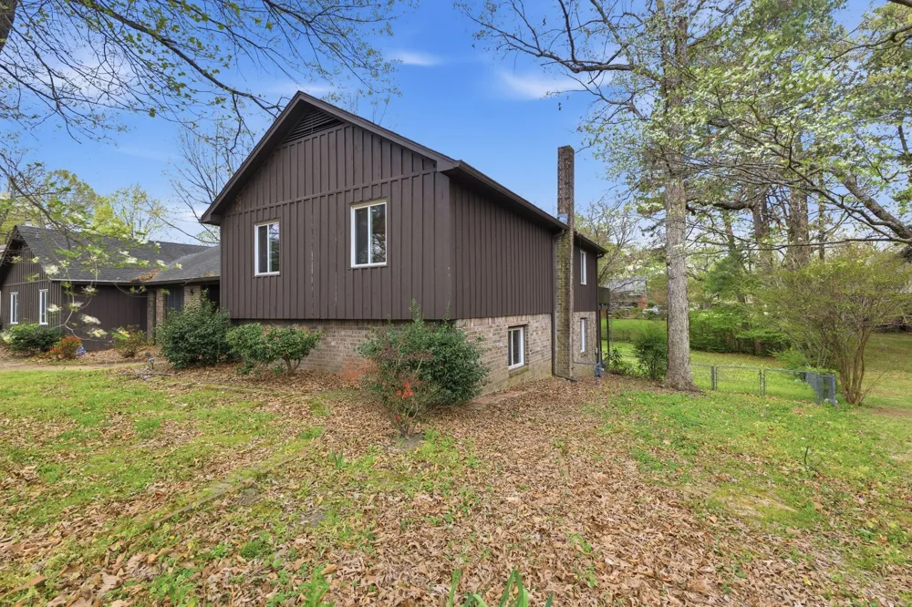 31 Colonial Cv Jackson, TN 38305