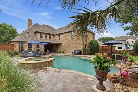 5832 Creek Crossing Lane