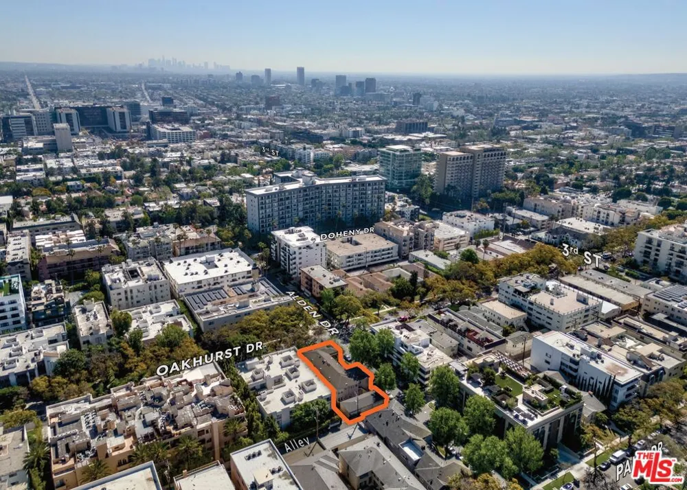 401 Oakhurst Drive Beverly Hills, CA 90210