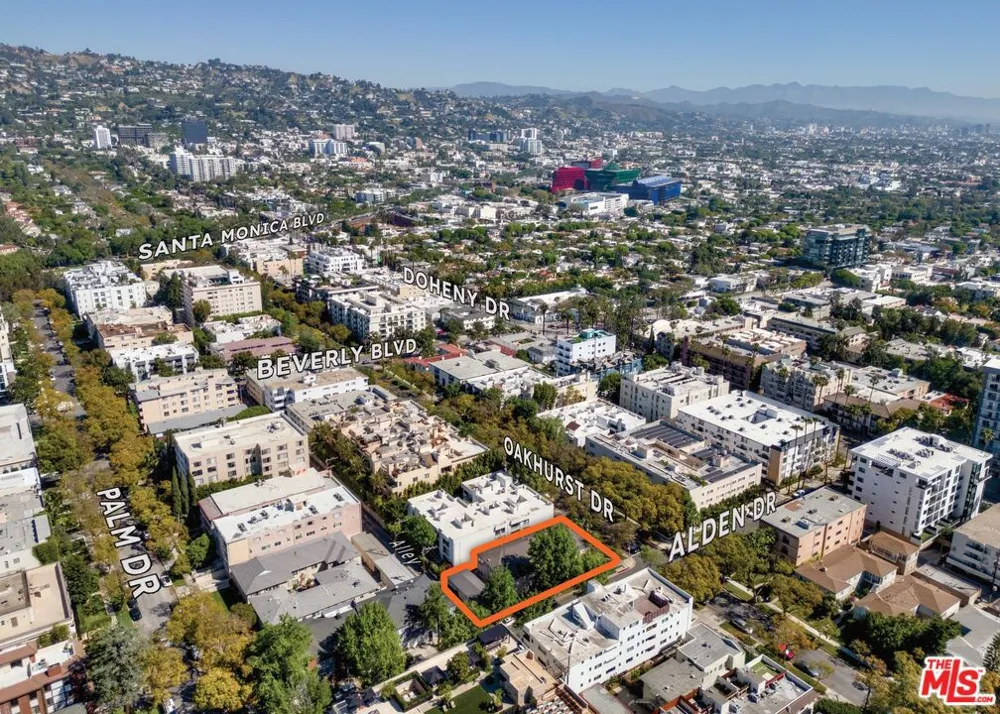 401 Oakhurst Drive Beverly Hills, CA 90210