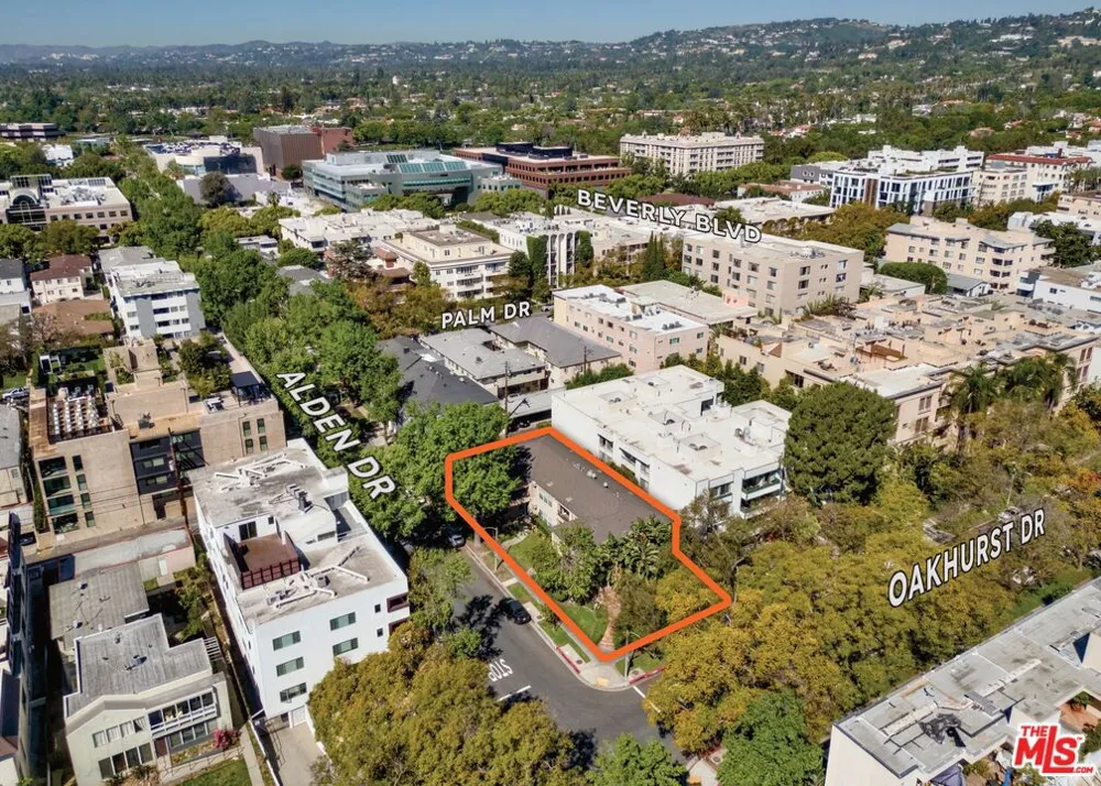 401 Oakhurst Drive Beverly Hills, CA 90210